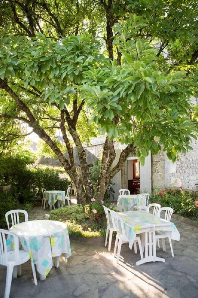 Hotel Restaurant Le Sully
