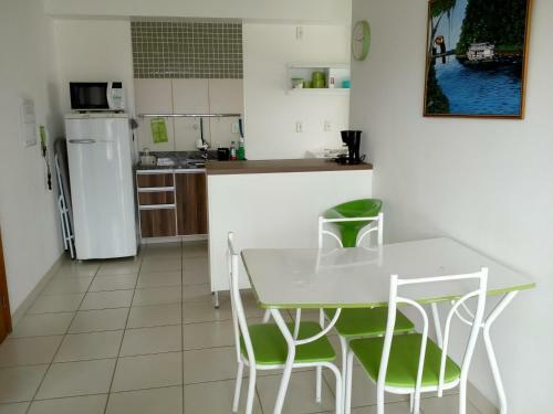 Apartamento Ajuricaba Su�tes 5