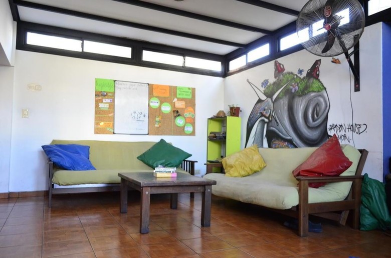 Hostal Garden House
