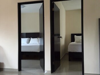 Whyz 4 You Bed And Breakfast