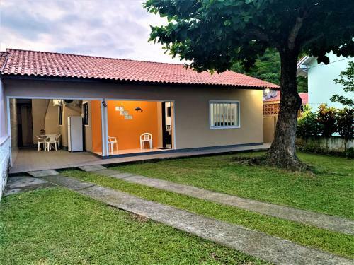 Casa Bombinhas