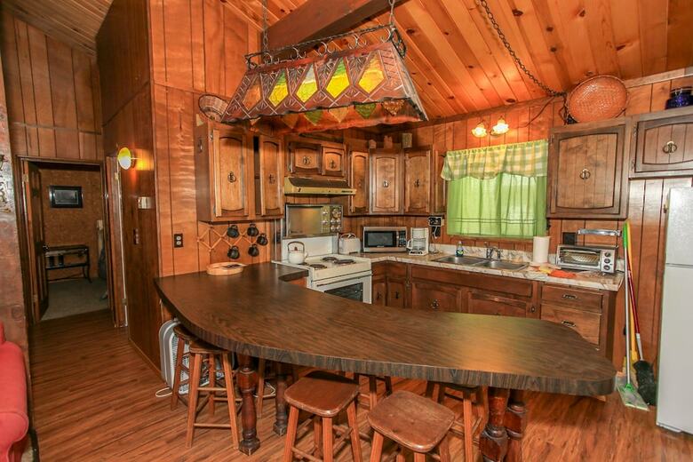 Forest Edge Retreat
