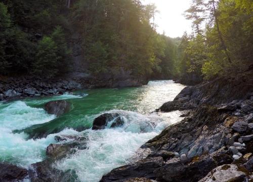 Reo Rafting Resort