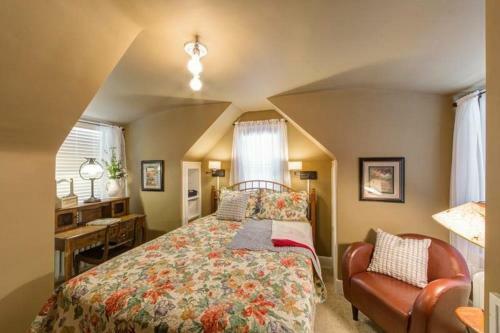 Knob Hill Bed And Breakfast