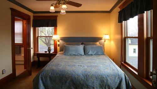 Bed & Breakfast Breezy Hill Inn