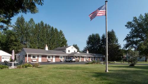 Birches Motel