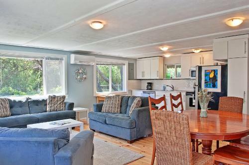 Ten Pines Cottage
