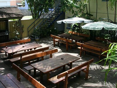 Hostal Njoy Travellers Resort #