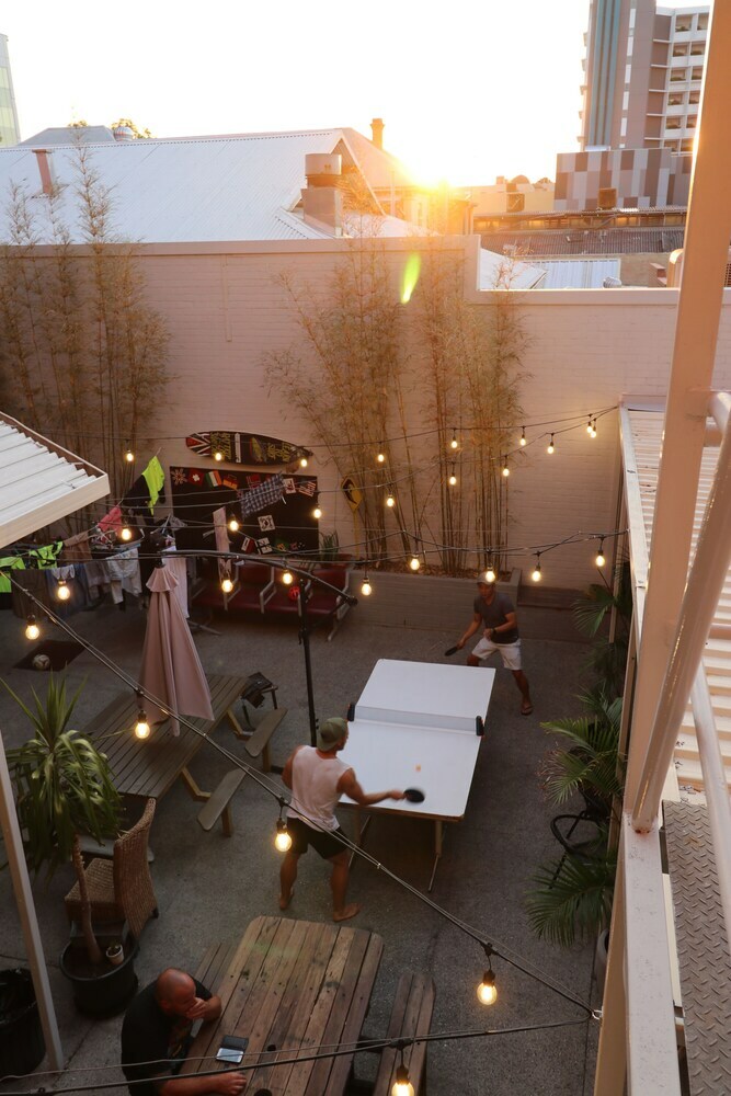 Hostal Britannia On William