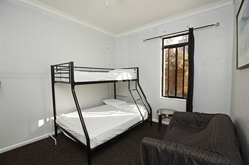 Hostal Home Backpackers