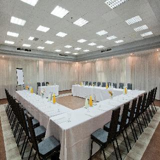 Eden Inn Hotel