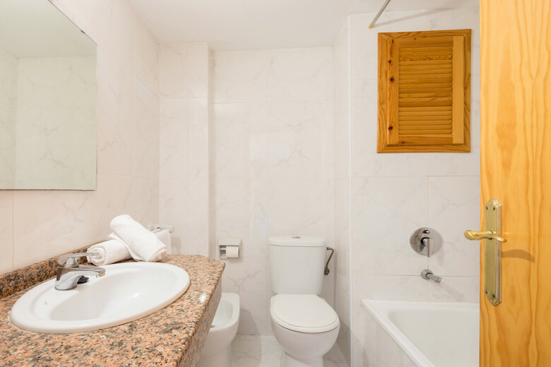 Hotel H Top Molinos Park