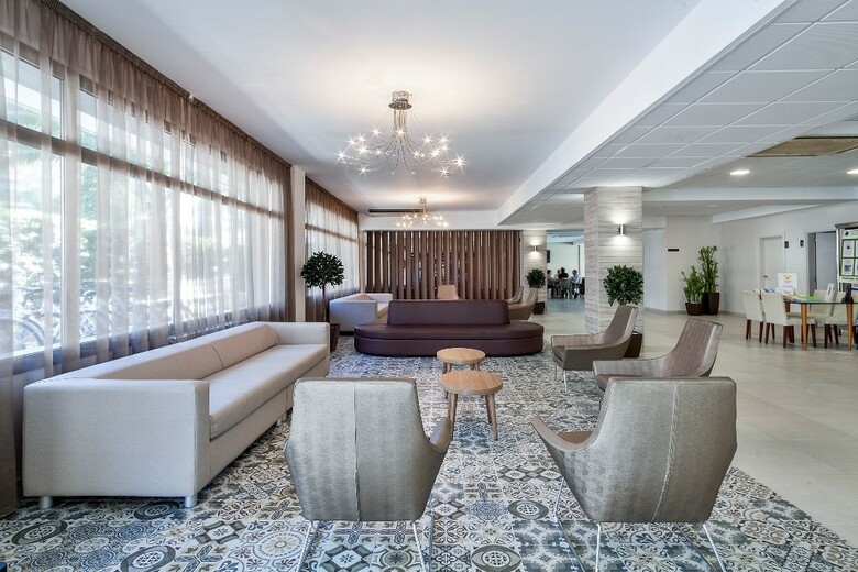 Hotel Oasis Park