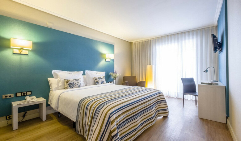 Num Hotel