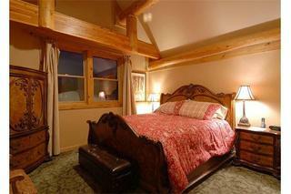 Ski Classic Lodge