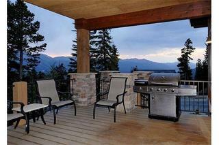 Lofty Fox Villa