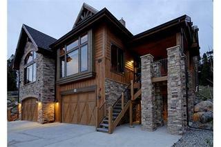 Lofty Fox Villa