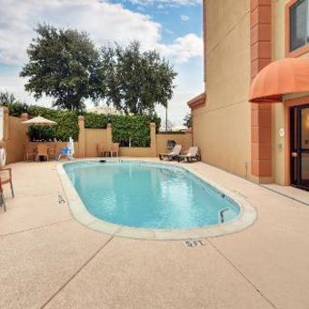 Hotel Comfort Inn
