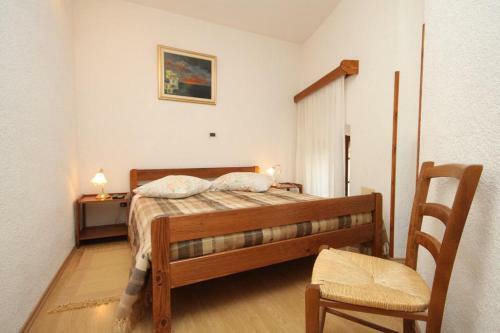 Hostal Double Room Oprtalj 7081a