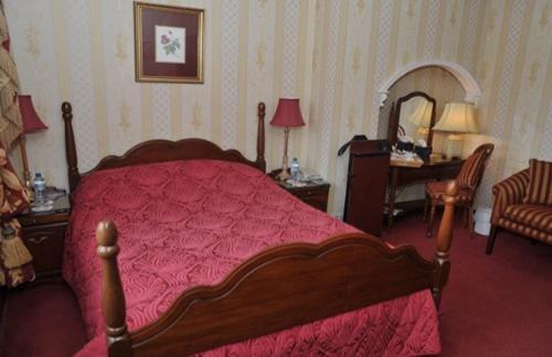 Hostal Caldhame House