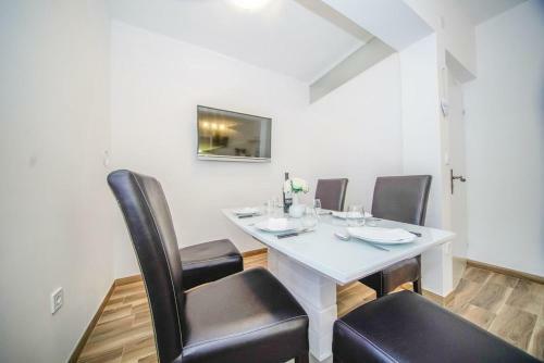 Apartment Splitska 2857a