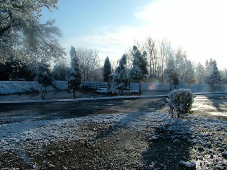 Pinewood Lodge