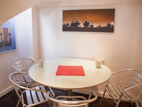 Gallery Apartment