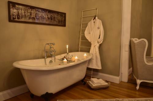 Hotel Manoir Maplewood
