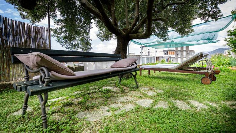 Residencia Guesthouse Anica