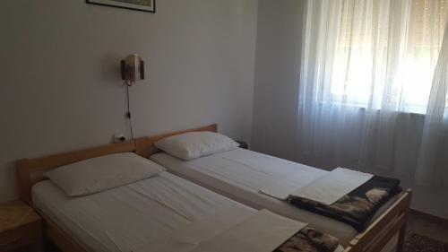 Apartment Paradiso