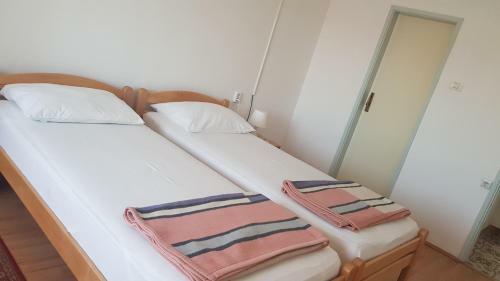 Apartment Paradiso