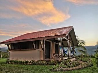 Posada Vista Guapa Surf Camp