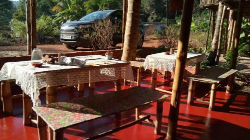 Om Gravity Eco Resort