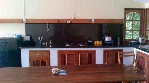 Hin Wong Apartments Dive & Snorkel Resort