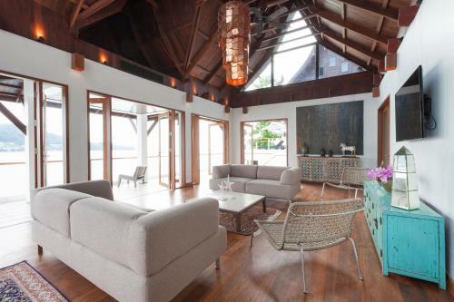 Villa Nevaeh