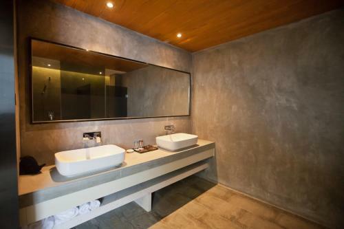 Aizhu Boutique Theme Hotel