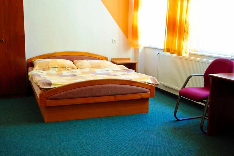 Hostal Az Hostel