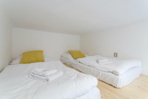 Hostal Pension Akat