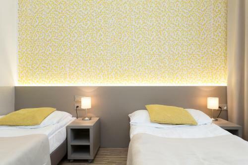 Hostal Pension Akat