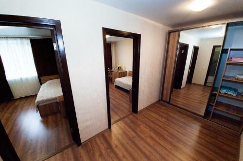 Hotel Oktyabrskaya