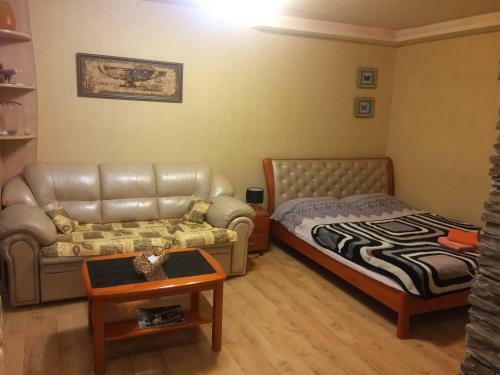 Apartment Studio With Jacuzzi Kuybyshava 34