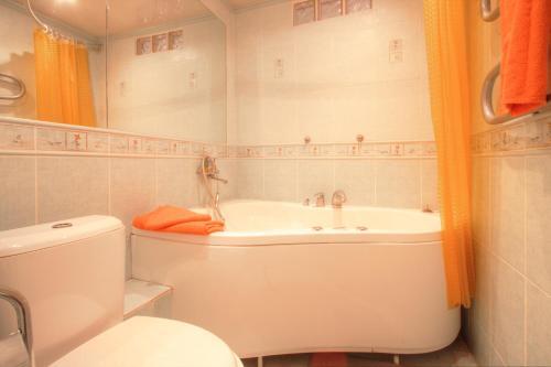 Apartment Studio With Jacuzzi Kuybyshava 34