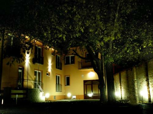 Hostal Penzion Reos