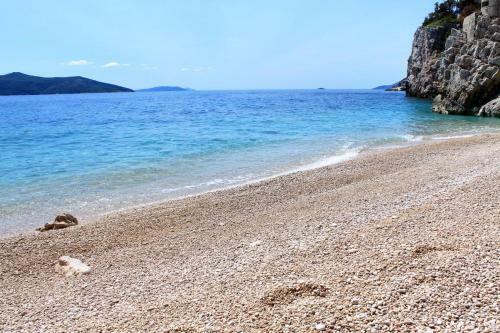 Hostal Rooms With Wifi Brsec (opatija) - 7768