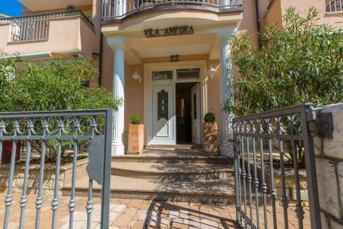 Amfora Apartments