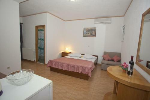 Hostal Triple Room Brela 6056a
