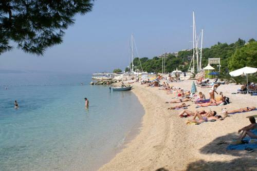 Hostal Studio Brela 2752d