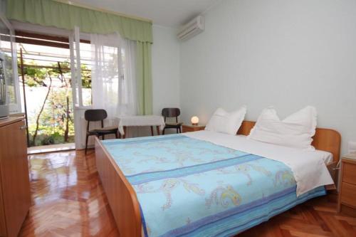 Hostal Double Room Medveja 7775e