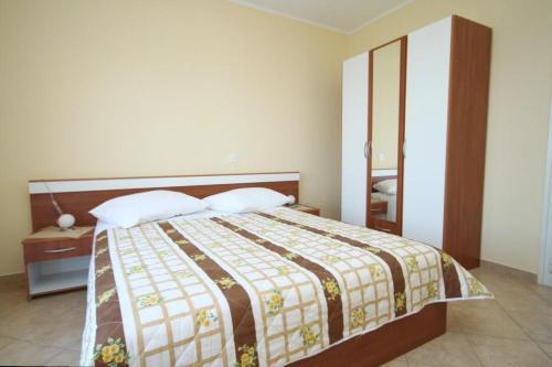 Hostal Double Room Medveja 7775e