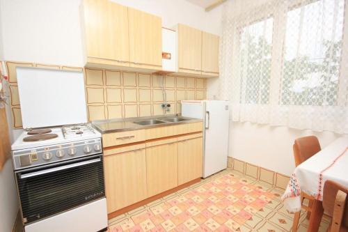 Apartment Medveja 7852a